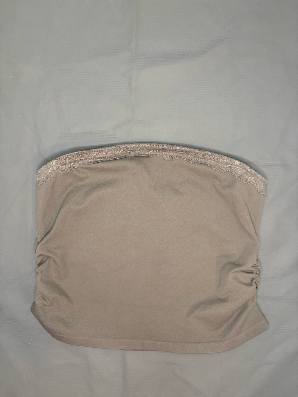 NWOT - OQQ Seamless Lace-Trim Strapless Cropped Tube Top - Taupe - XL